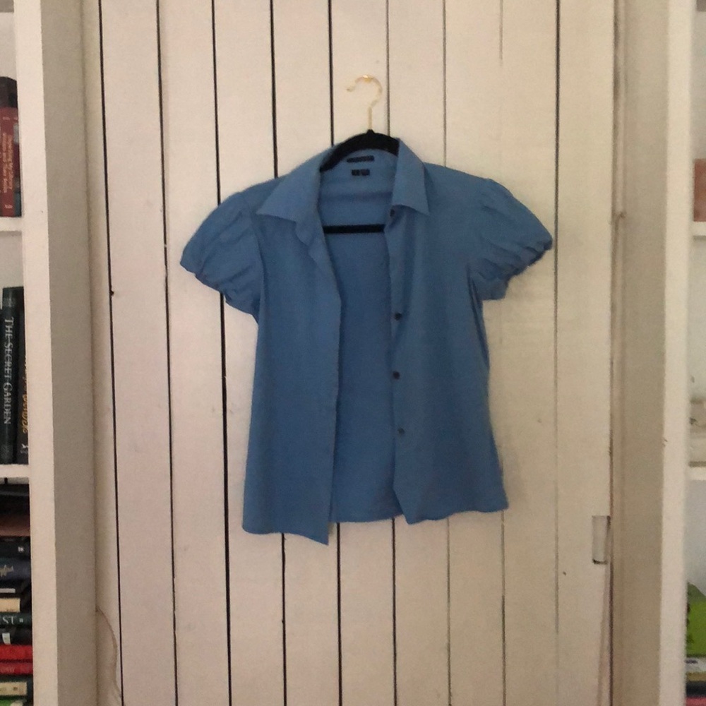 Cap sleeve button down